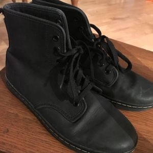Doc Marten Shoreditch Boots